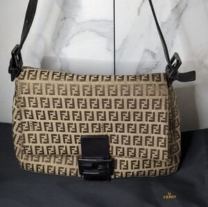 Authentic Vintage Fendi Mama Baguette shoulder bag